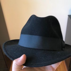 Black fedora